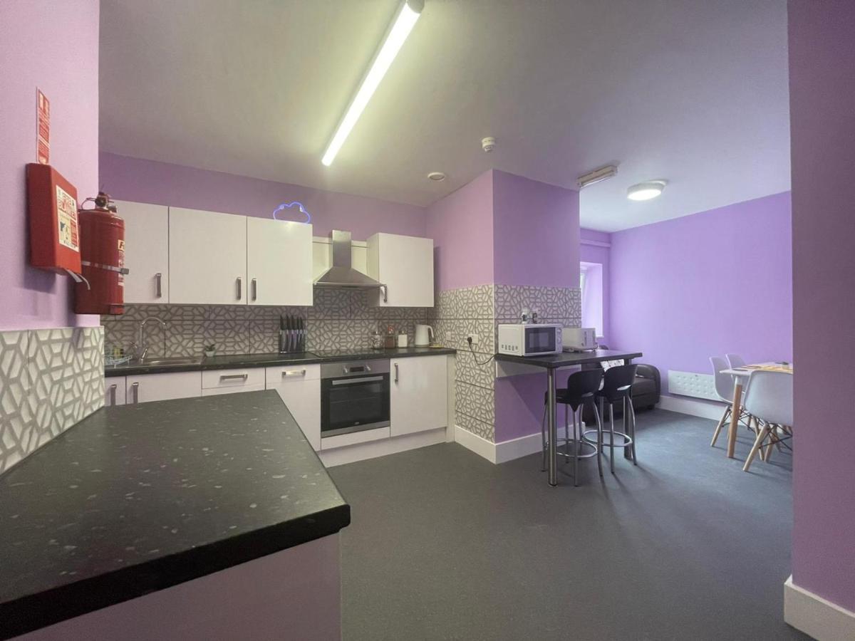 Albergue Neon 160 Swansea Exterior foto