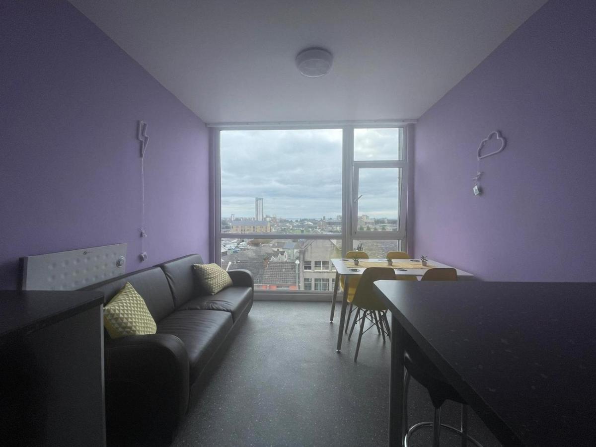 Albergue Neon 160 Swansea Exterior foto