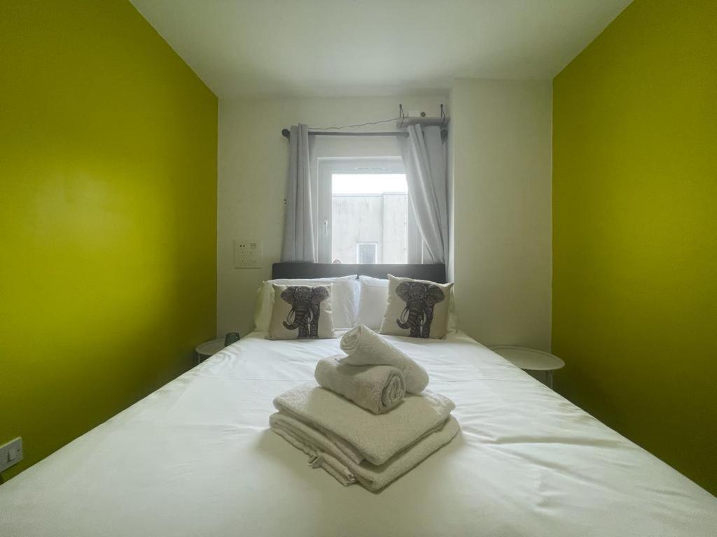 Albergue Neon 160 Swansea Exterior foto