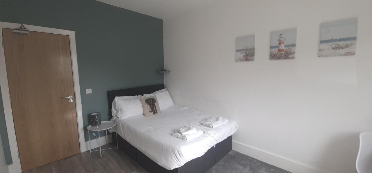 Albergue Neon 160 Swansea Exterior foto
